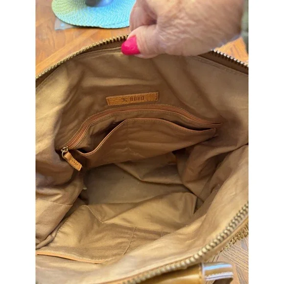 Hobo Tan Shoulder Bag Woven Tassel Gold Hardware Double Handles - Picture 6 of 11